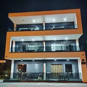  Apartment Golden Sunset